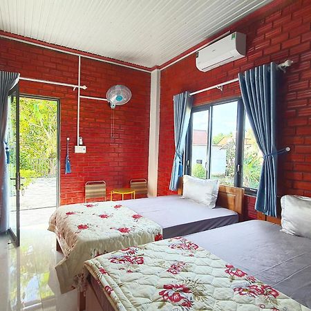 Cat Tien Backpackers Hostel Экстерьер фото
