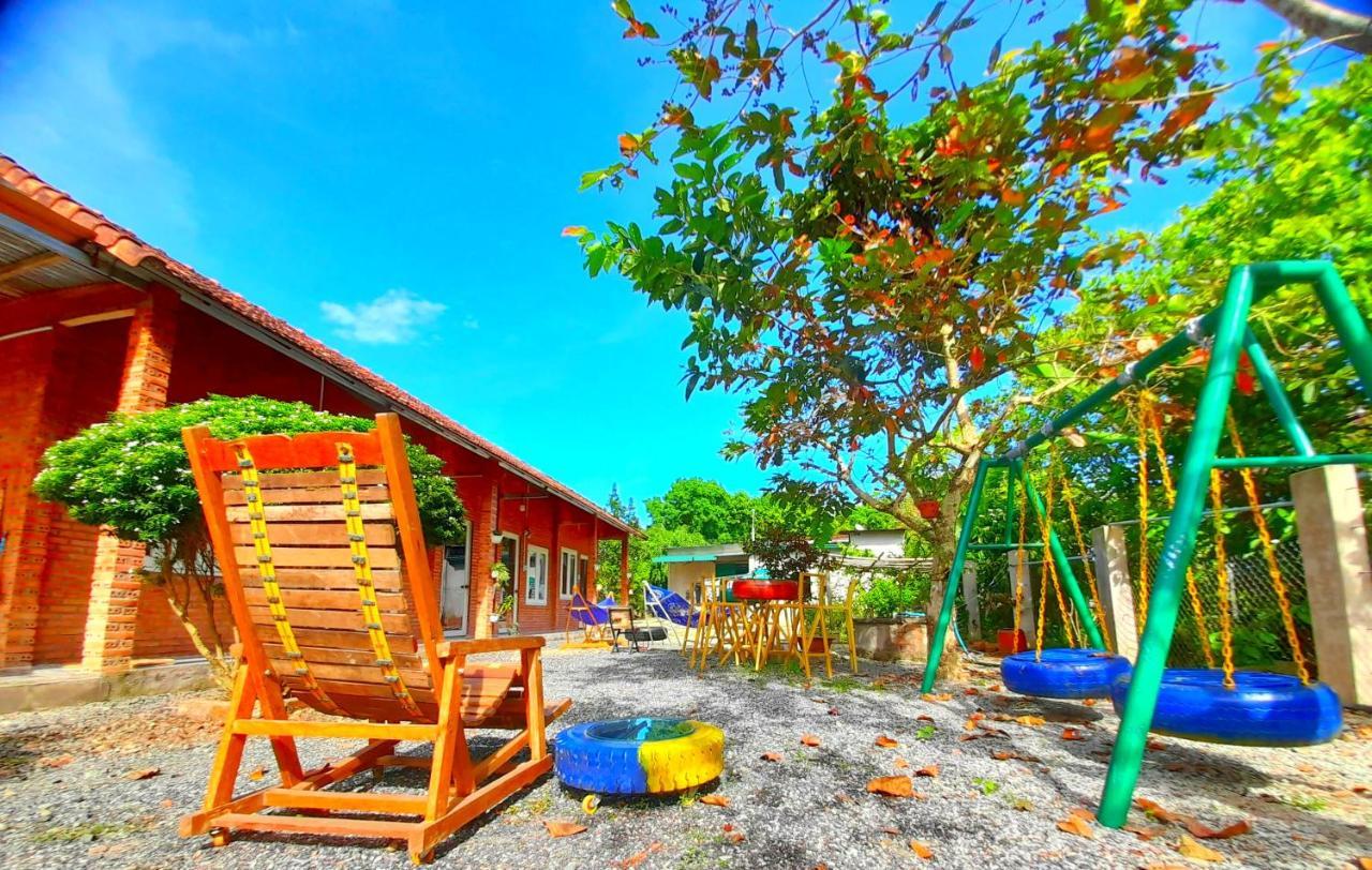 Cat Tien Backpackers Hostel Экстерьер фото