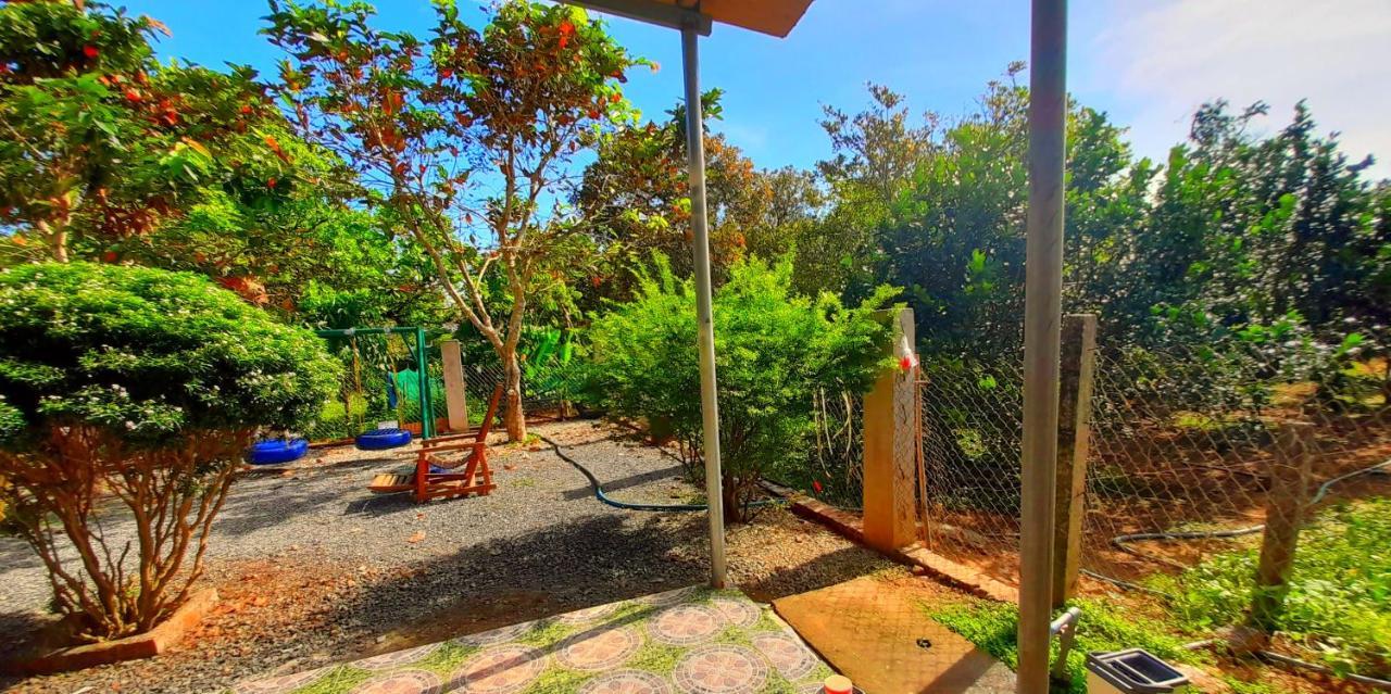 Cat Tien Backpackers Hostel Экстерьер фото