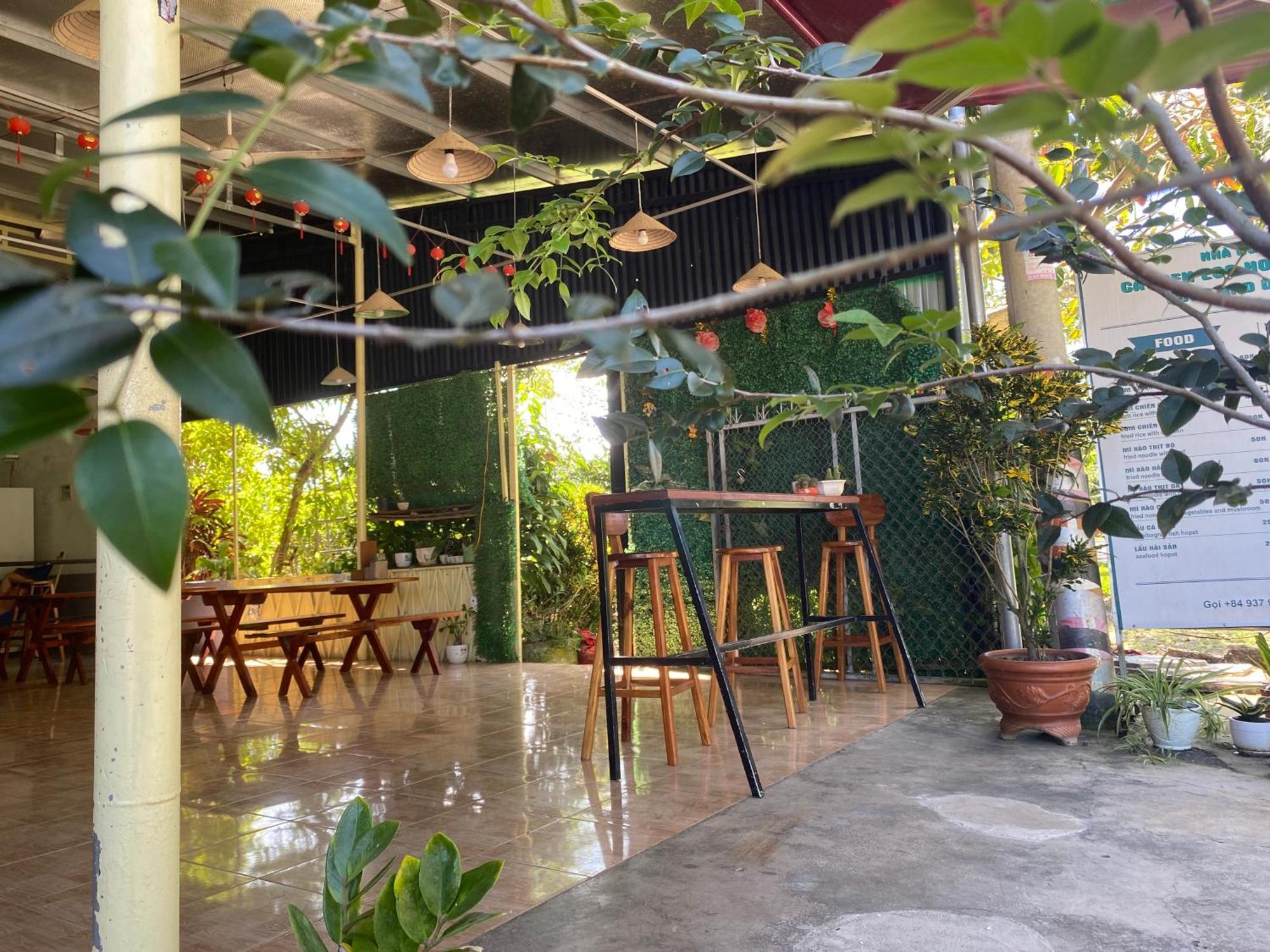 Cat Tien Backpackers Hostel Экстерьер фото