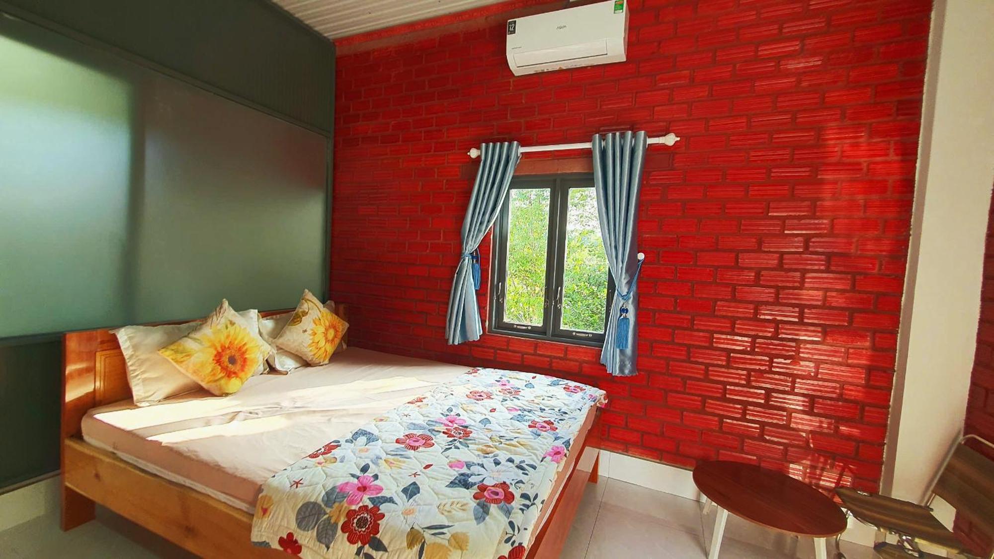 Cat Tien Backpackers Hostel Экстерьер фото